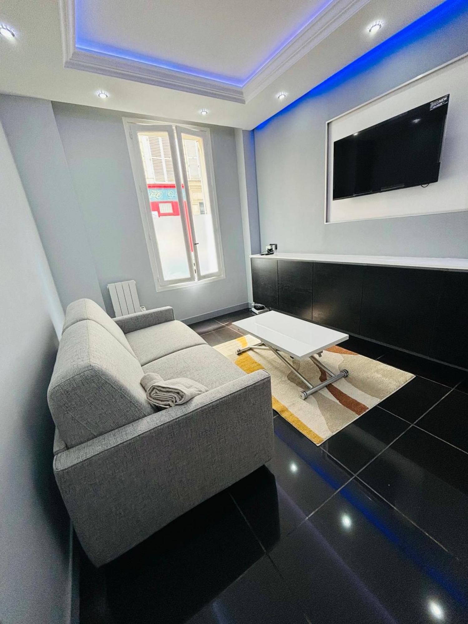 Appartement Coquet En Plein Coeur De Montmartre París Exterior foto